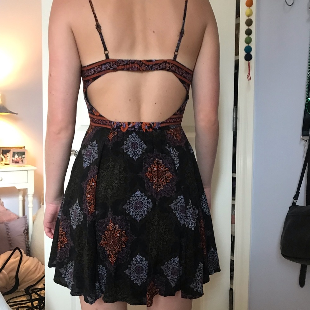 Dress - Picture 2 of 2